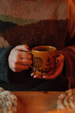 Load image into Gallery viewer, Pods Flower Mug | a•pottery