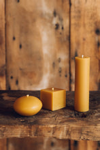 Load image into Gallery viewer, Organic Beeswax Candle Set - Fudge & Friends