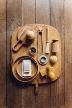 Load image into Gallery viewer, Organic Beeswax Candles - Ball & Ellipse