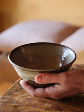 Load image into Gallery viewer, Red Clay Bowl in White &amp; Blue Brushwork