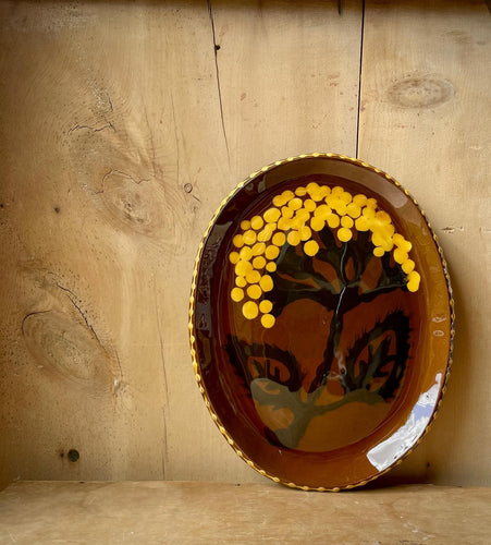 Hydrangea slipware oval bowl by a•pottery for Settle Norfolk, UK | Copyright Settle Norfolk UK